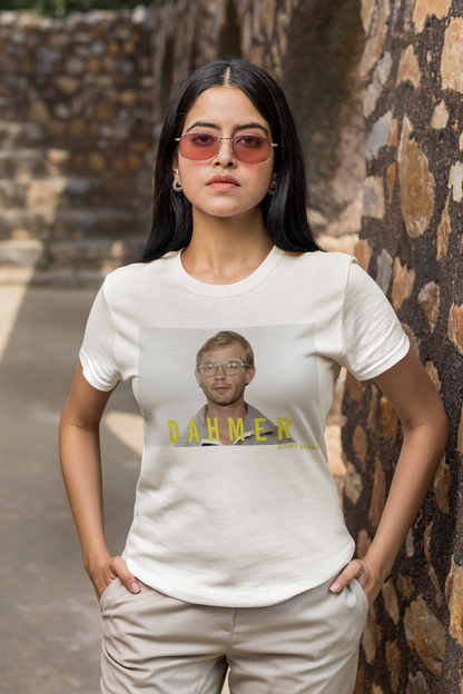 Camiseta Dahmer. 100% algodón. Edición Limitada. Regalo Ideal para los amantes de la serie.